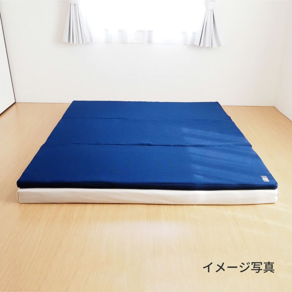 設置イメージ（本商品はお手持ちの敷寝具の上に設置してご利用ください）